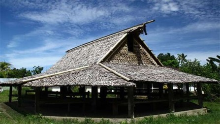 RUMAH ADAT SASADU